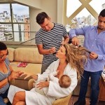 GISELE BÜNDCHEN CHEGA A SÃO PAULO E POSTA FOTO AMAMENTANDO